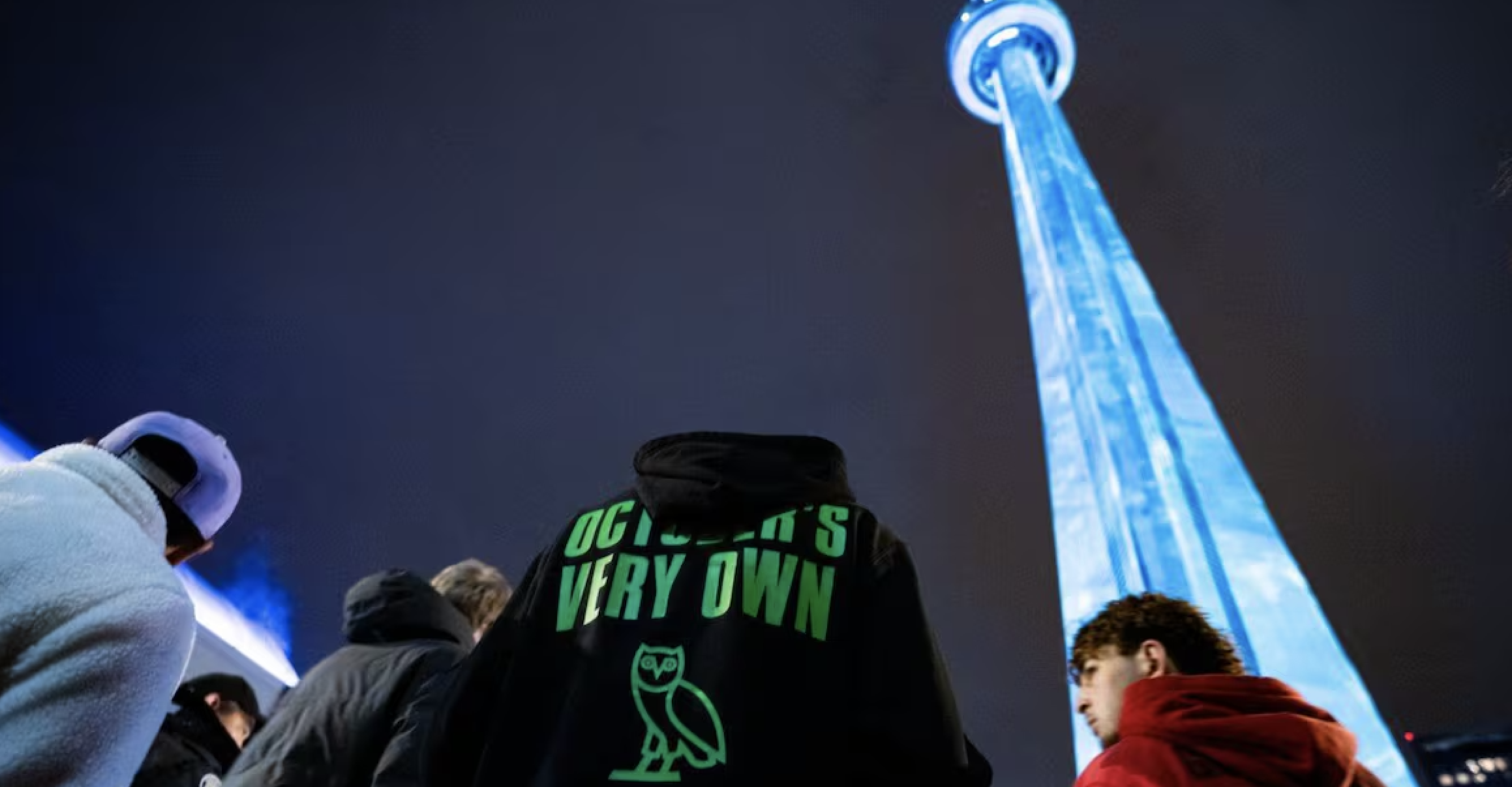 Drake’s CN Tower Stunt Required $15 Million In Equipment & 300 People